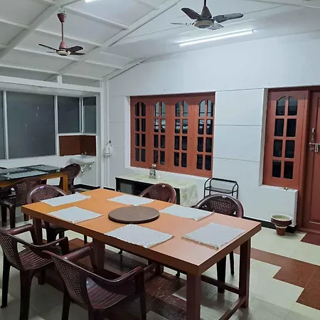 Blossom Inn Coonoor Exterior photo